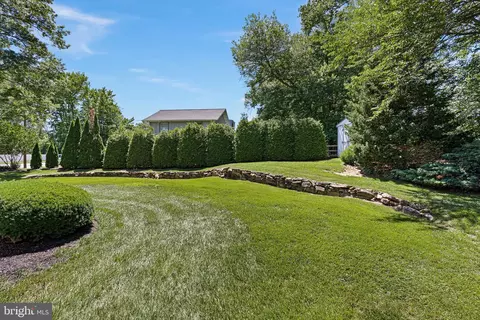 Exterior - 504 Apple Rd, Newark, DE 19711 photo 10 of 11