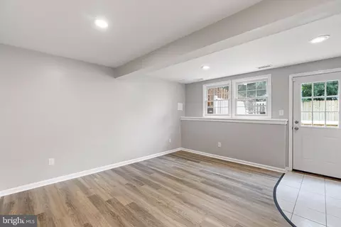 Living - 641 Corsica Ave, Bear, DE 19701 photo 3 of 3