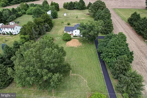 911 Blackbird Landing Rd, Townsend, DE 19734