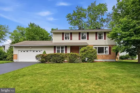 2102 Anson Rd, Wilmington, DE 19810
