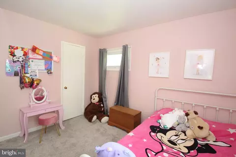 Bedroom - 22 Carole Rd, Newark, DE 19713 photo 7 of 8