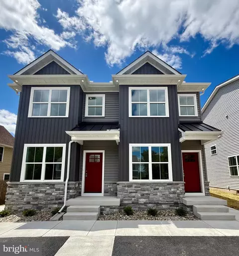 2 Arbutus Ave, New Castle, DE 19720