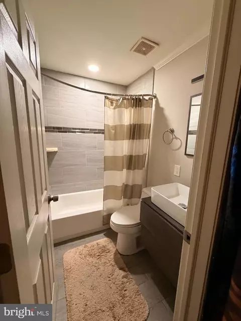 Bath - 14 Bach Dr, Newark, DE 19702 photo 1 of 1