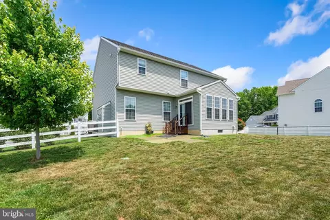 Exterior - 2 Barcus Ct, Townsend, DE 19734 photo 5 of 8
