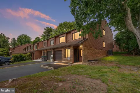 5516 Doral Dr, Wilmington, DE 19808