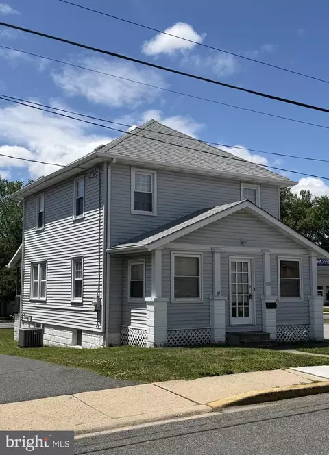 918 New Rd, Elsmere, DE 19805