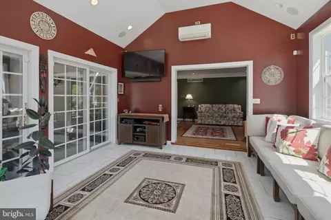 Entry Way - 62 General Maxwell Ct, Newark, DE 19702 photo 5 of 5