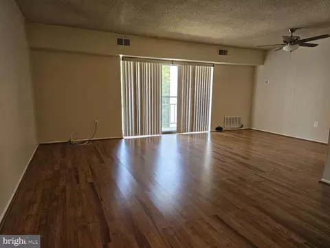 74 Welsh Tract Rd #304, Newark, DE 19713
