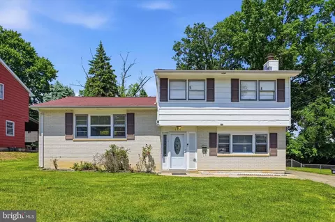 111 Wentworth Dr, Claymont, DE 19703