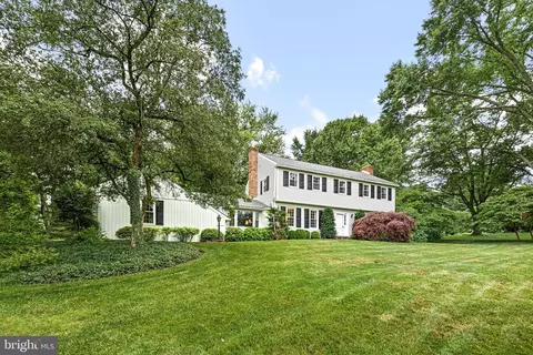 101 Bridleshire Ct, Newark, DE 19711