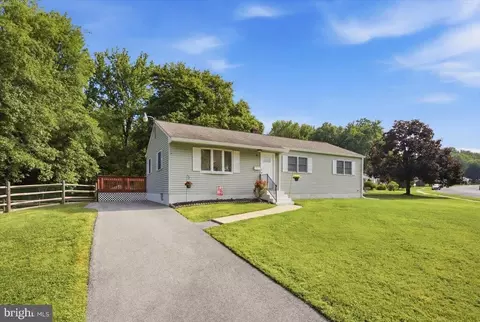 300 Tamara Cir, Newark, DE 19711