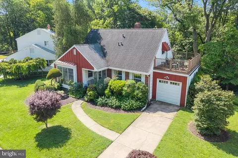 55 Woodhill Ct, Newark, DE 19711