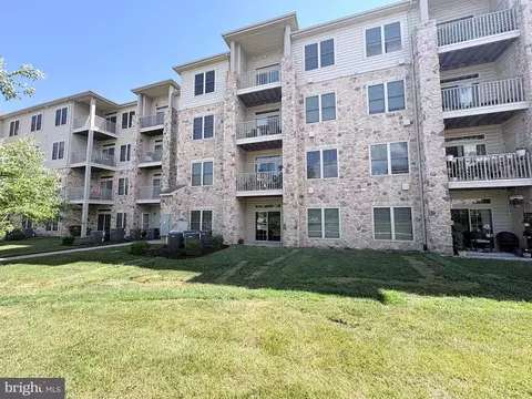 2000 Unit Fountainview Cir #2106, Newark, DE 19713