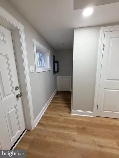 Entry Way - 6 Merry Rd, Newark, DE 19713 photo 1 of 1