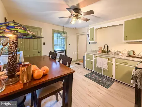 Kitchen - 129 3rd, New Castle, DE 19720 photo 3 of 4