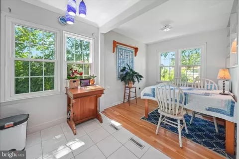 Dining - 1203 Pinefield Rd, Newark, DE 19713 photo 2 of 2