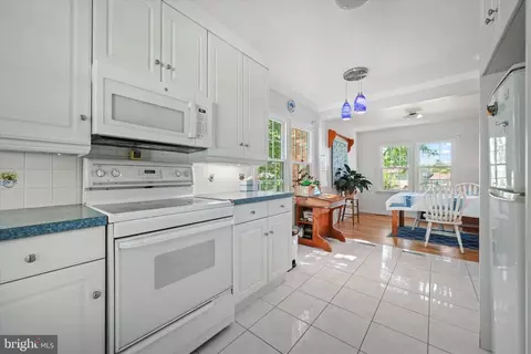 Kitchen - 1203 Pinefield Rd, Newark, DE 19713 photo 1 of 4