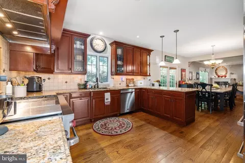 Kitchen - 22 Stonebridge Dr, Hockessin, DE 19707 photo 5 of 6