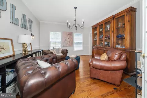 Entry Way - 22 Stonebridge Dr, Hockessin, DE 19707 photo 3 of 4