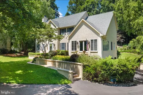 Exterior - 22 Stonebridge Dr, Hockessin, DE 19707 photo 12 of 14