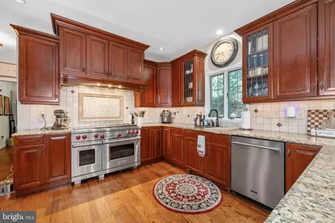 Kitchen - 22 Stonebridge Dr, Hockessin, DE 19707 photo 4 of 6