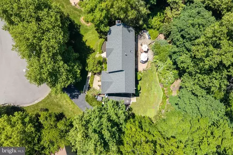 View/Area - 22 Stonebridge Dr, Hockessin, DE 19707 photo 4 of 7