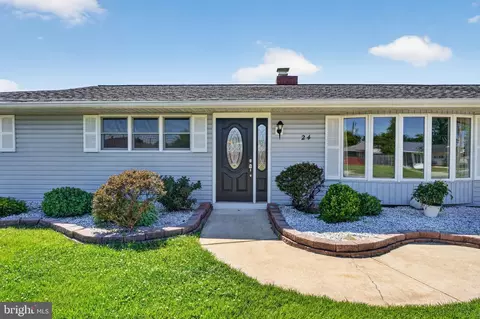 Exterior - 24 Marlin Dr, Newark, DE 19713 photo 1 of 6