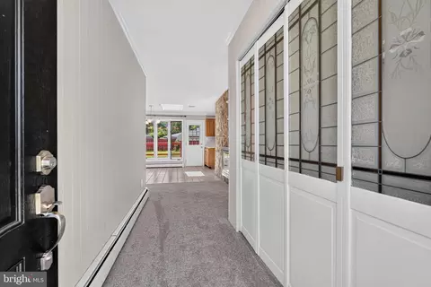 Entry Way - 24 Marlin Dr, Newark, DE 19713 photo 1 of 3