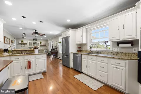 Kitchen - 439 Commodore Dr, Middletown, DE 19709 photo 1 of 4