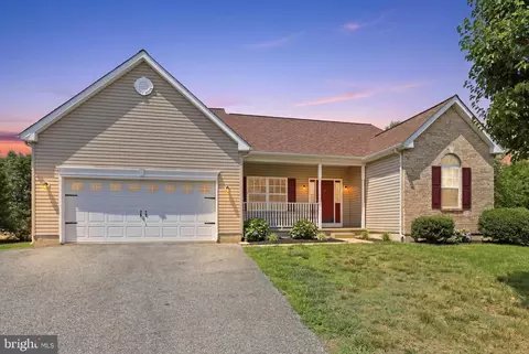 5 Obsidian Way, Townsend, DE 19734