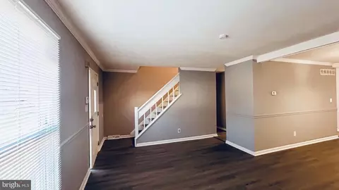 Entry Way - 17 Canoe Ct, Newark, DE 19702 photo 1 of 5