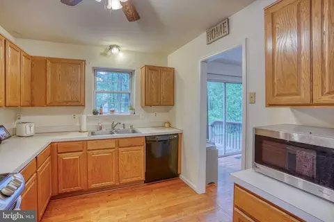Kitchen - 137 Ratledge Rd, Townsend, DE 19734 photo 1 of 3