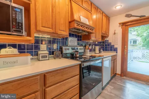Kitchen - 6 Gloria Ct, Bear, DE 19701 photo 1 of 3