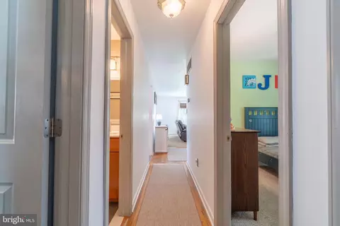 Entry Way - 6 Gloria Ct, Bear, DE 19701 photo 8 of 11