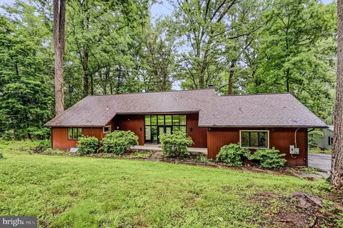 646 Woodview Dr, Hockessin, DE 19707