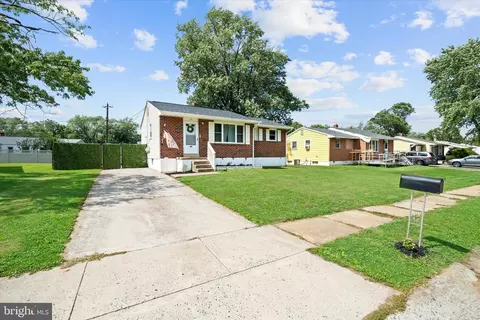 38 Greenridge Rd, Newark, DE 19711