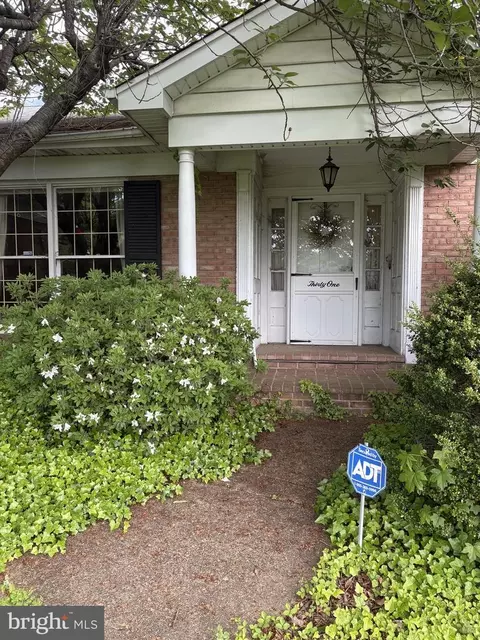 31 Baynard Blvd, Wilmington, DE 19803