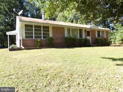 727 Saw Mill Rd, Townsend, DE 19734