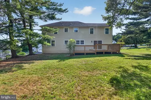 Exterior - 6 Roy Ct, Newark, DE 19711 photo 6 of 7