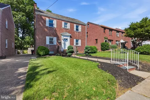 Exterior - 1709 Maple St, Wilmington, DE 19805 photo 2 of 7