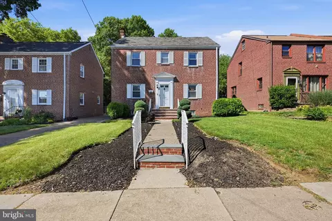 1709 Maple St, Wilmington, DE 19805