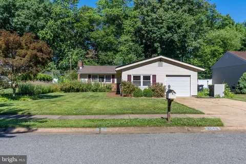 2648 Drayton Dr, Wilmington, DE 19808