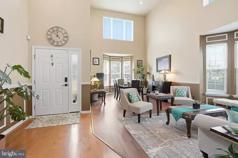 Entry Way - 3 Lotus Cir S, Bear, DE 19701 photo 2 of 5