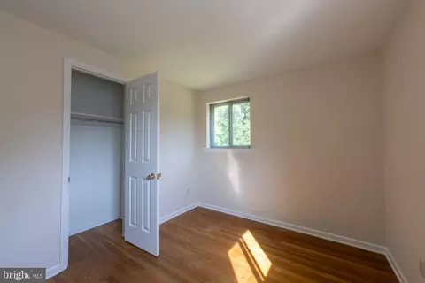 Bedroom - 24 Wakefield Dr, Newark, DE 19711 photo 3 of 13