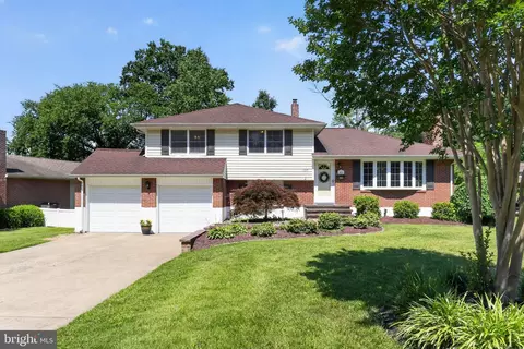 1025 Sedwick Dr, Wilmington, DE 19803