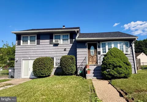 133 Karlyn Dr, New Castle, DE 19720
