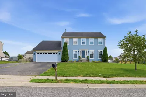 14 Corbit Sharp Dr, Townsend, DE 19734