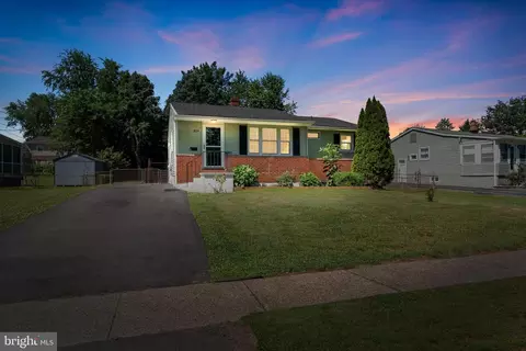 329 Tamara Cir, Newark, DE 19711