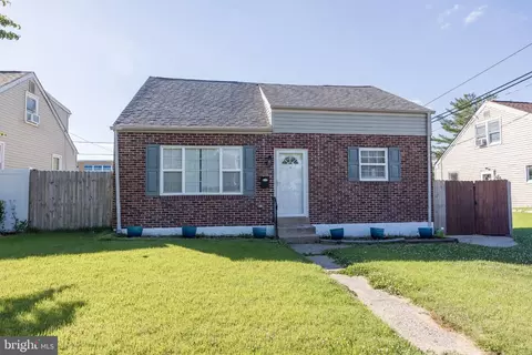 207 Olga Rd, Wilmington, DE 19805
