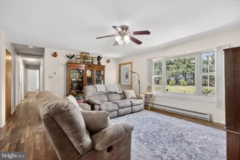 Entry Way - 310 Dogtown Rd, Townsend, DE 19734 photo 1 of 2